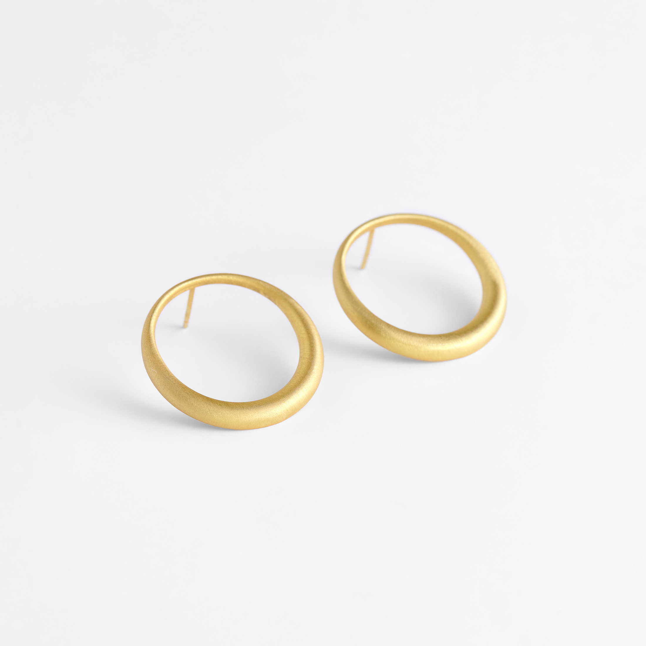 Golden Whisper Earrings - 